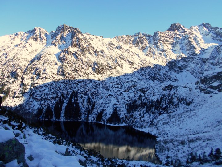 Morskie Oko z ceprostrady