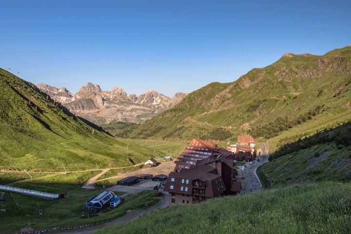 kurort narciarski Astun