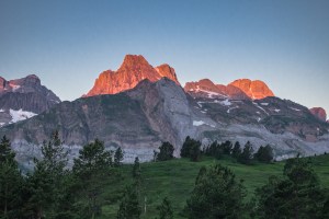 Pireneje Somport wschód słońca