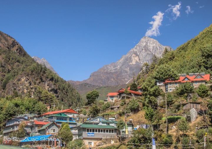 wioska Monjo, Himalaje, trekking