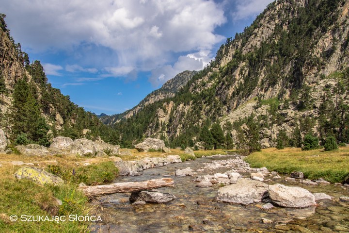 Refuge Wallon szlak Pireneje trekking